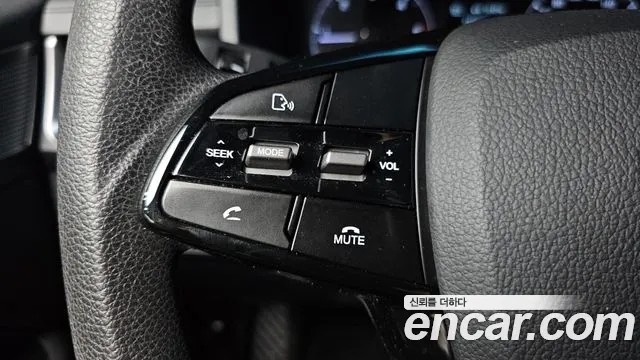 KG_Mobility_Ssangyong Rexton Новый Rexton Sport Khan Дизель 2.2 4WD — Фото автомобиля 18