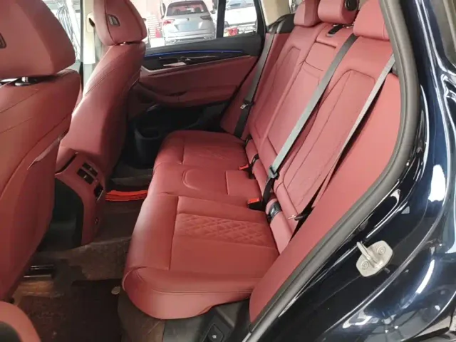 BMW X3 — Фото автомобиля 16