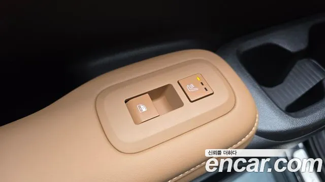 Hyundai Santafe — Фото автомобиля 28