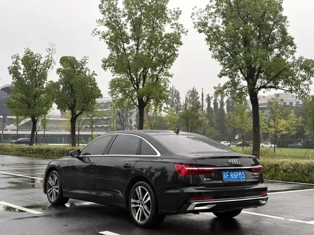Audi A6L — Фото автомобиля 6