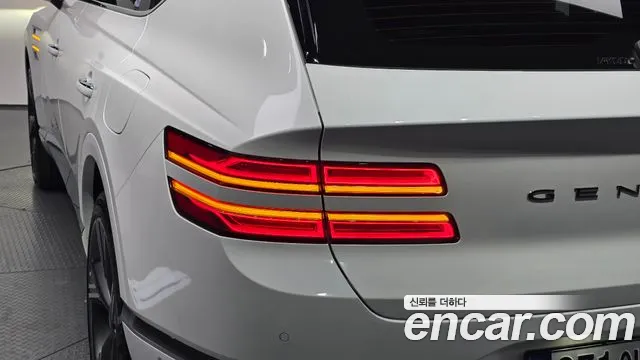 Genesis GV80 — Фото автомобиля 22