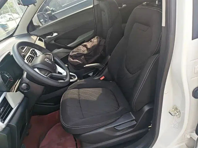 Baojun Baojun 510 2021 1.5L Manual Dynamic Edition — Фото автомобиля 10