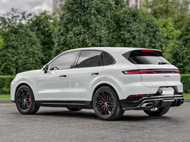 Porsche Cayenne — Фото автомобиля 5