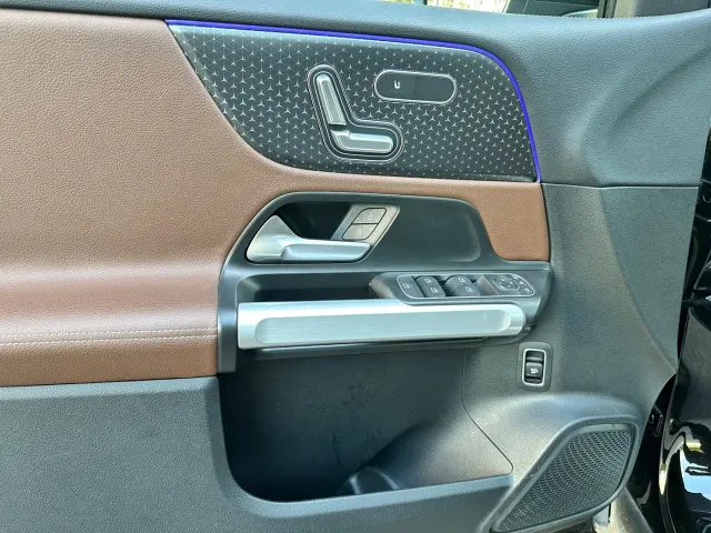Mercedes-Benz GLB-Class — Фото автомобиля 10