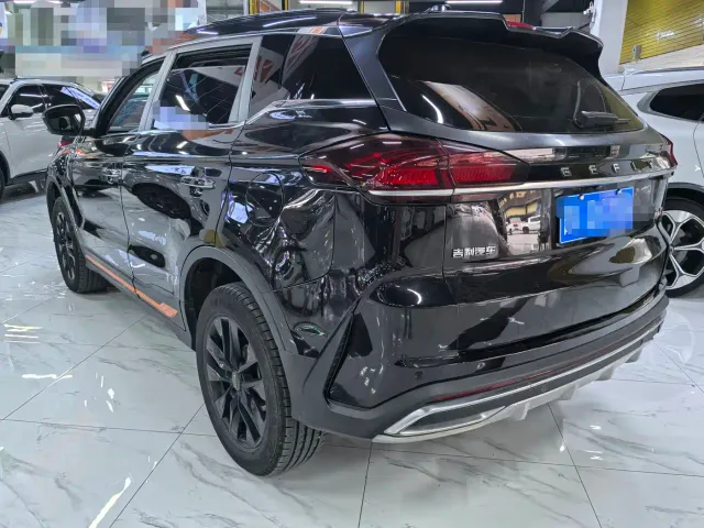 Geely Boyue — Фото автомобиля 4