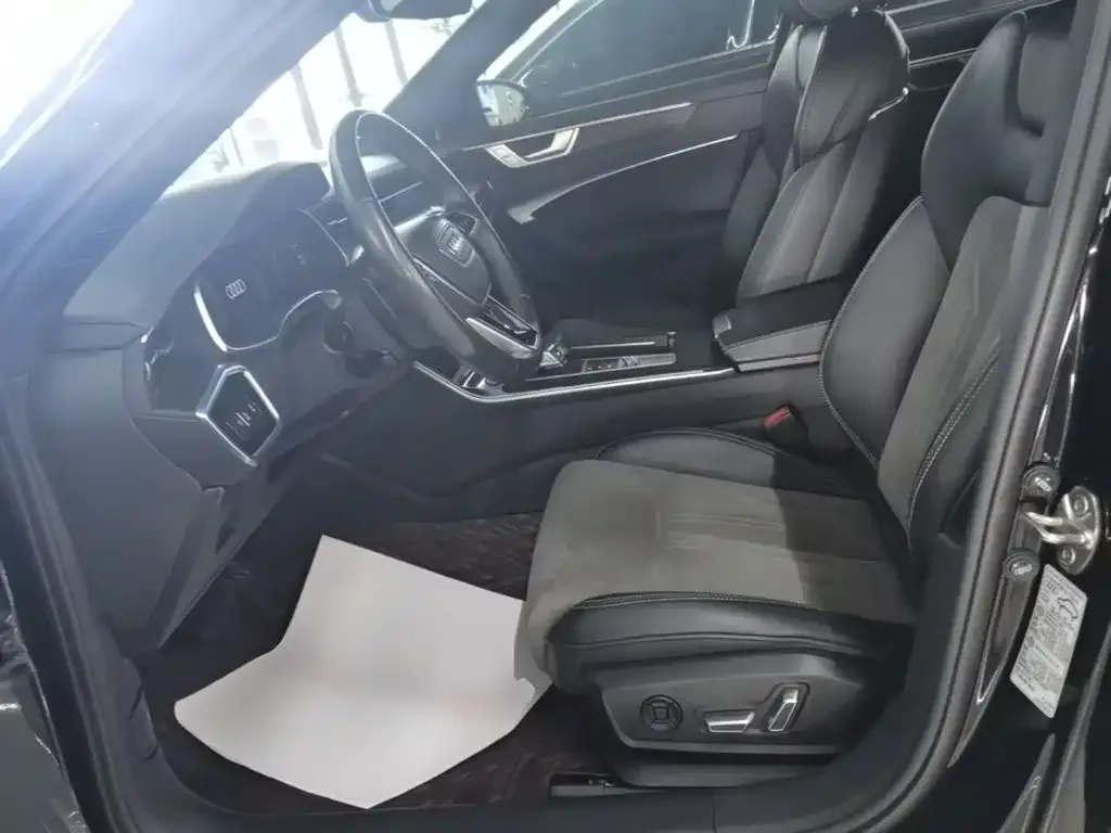 Audi Audi A6L 2024 45 TFSI quattro Premium Dynamic — Фото автомобиля 10