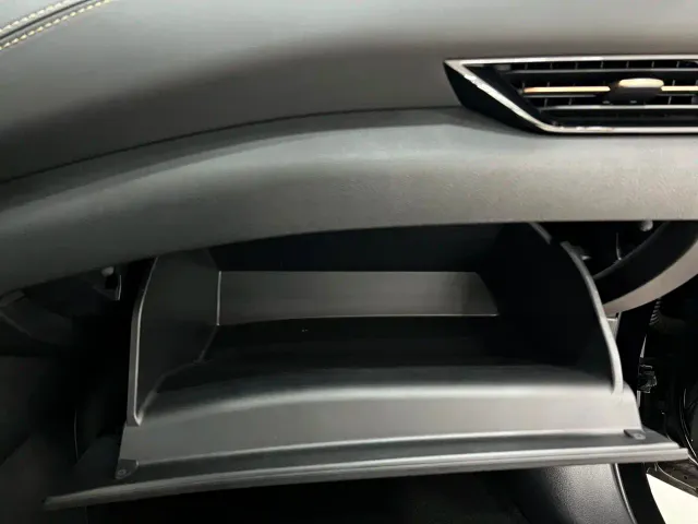 Nissan Sylphy — Фото автомобиля 27