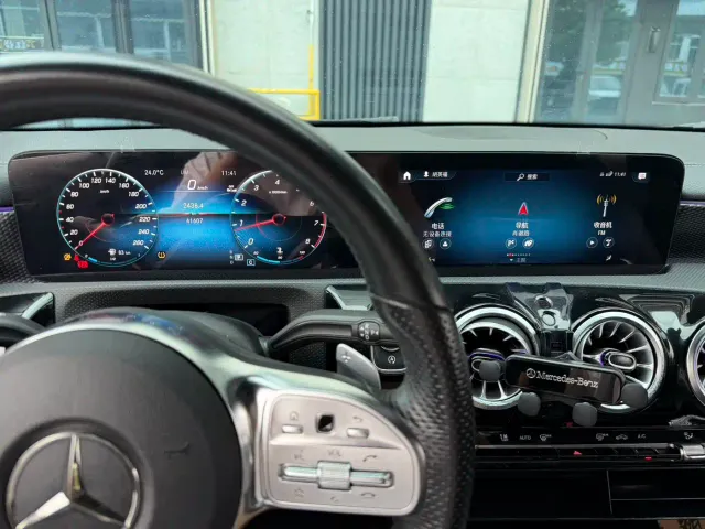 Mercedes-Benz A-Class — Фото автомобиля 5