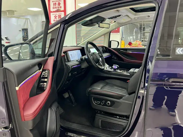 GAC Trumpchi E9 — Фото автомобиля 9