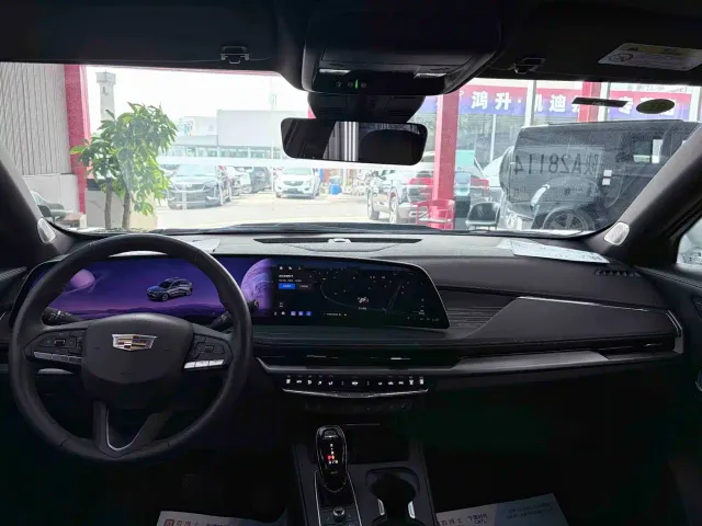 Cadillac XT4 — Фото автомобиля 7