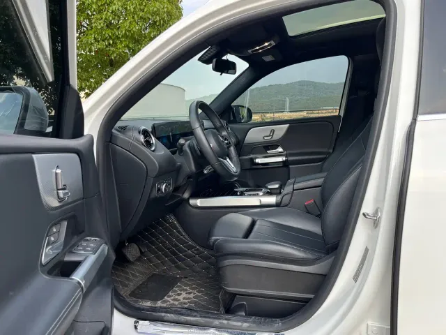 Mercedes-Benz GLB-Class — Фото автомобиля 4