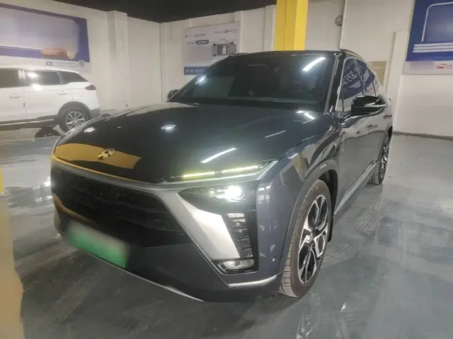 Фотография автомобиля — Nio ES8