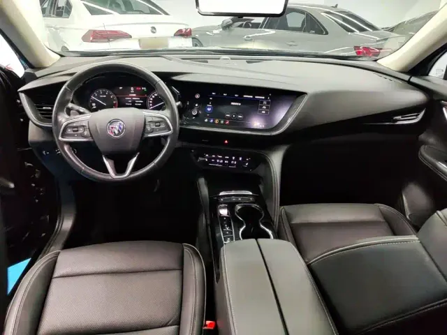 Buick Envision Plus — Фото автомобиля 9