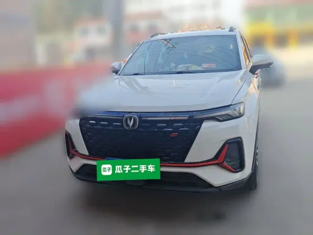 Changan CS35 Plus — Фото автомобиля 22