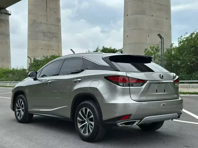 Lexus RX — Фото автомобиля 8