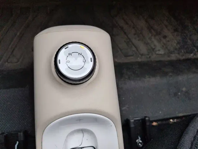 Wuling Hongguang Mini EV — Фото автомобиля 10