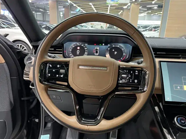 Land Rover Range Rover Sport — Фото автомобиля 15