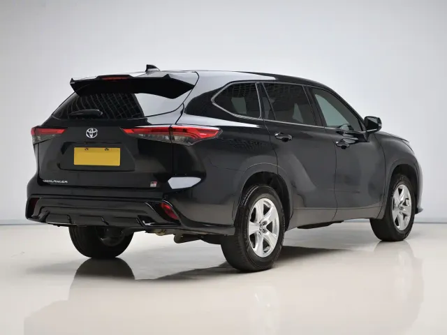 Toyota Highlander — Фото автомобиля 6