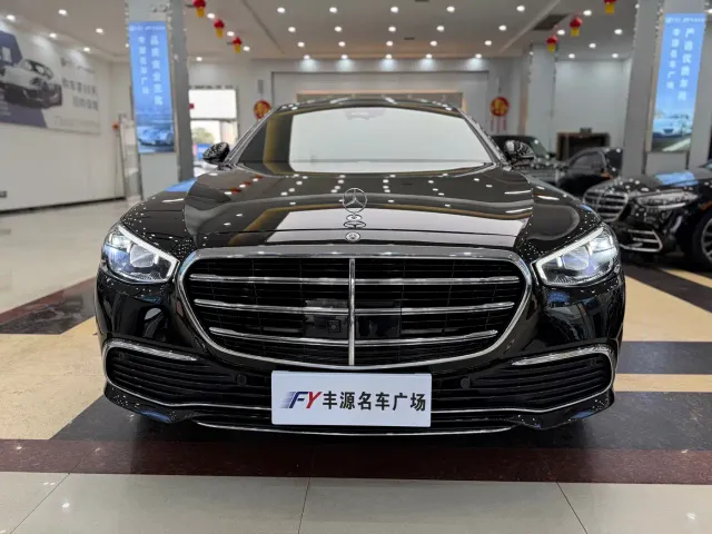 Mercedes-Benz S-Class — Фото автомобиля 2
