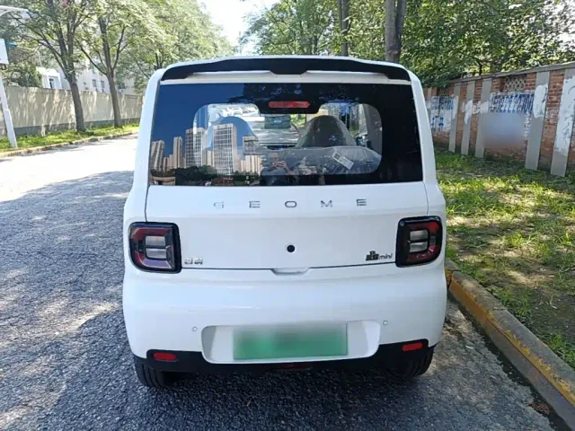 Geely Panda — Фото автомобиля 5
