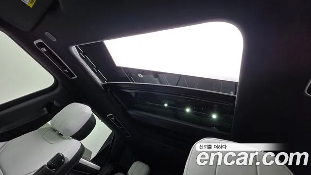 Land Rover Range Rover Sport — Фото автомобиля 18