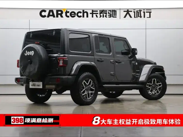 Jeep Wrangler — Фото автомобиля 9