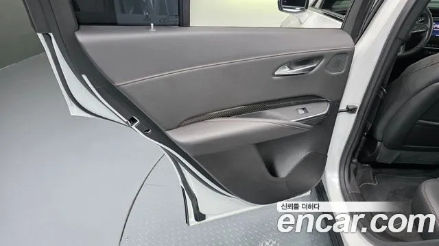 Cadillac XT4 2.0 Sport AWD — Фото автомобиля 22