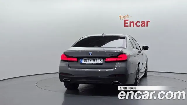 BMW 5 Series G30 — Фото автомобиля 4