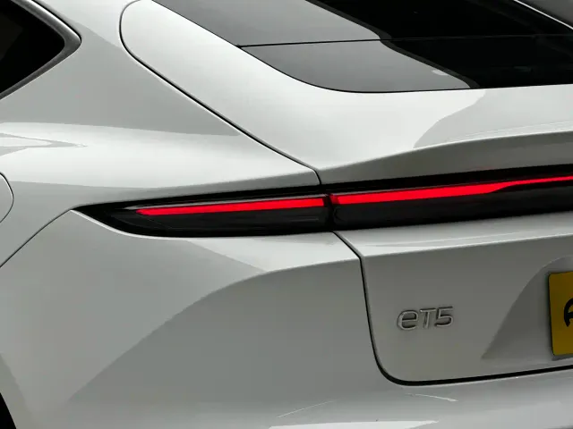 Nio ET5 — Фото автомобиля 20