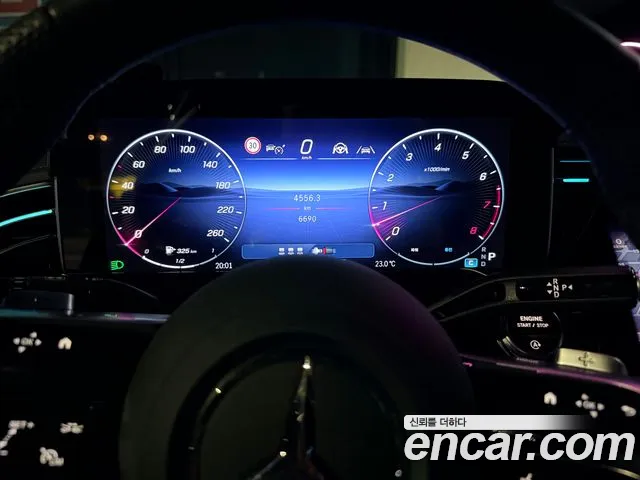 Mercedes-Benz E-Class — Фото автомобиля 8