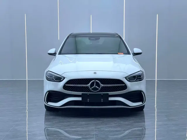 Mercedes-Benz C-Class — Фото автомобиля 2
