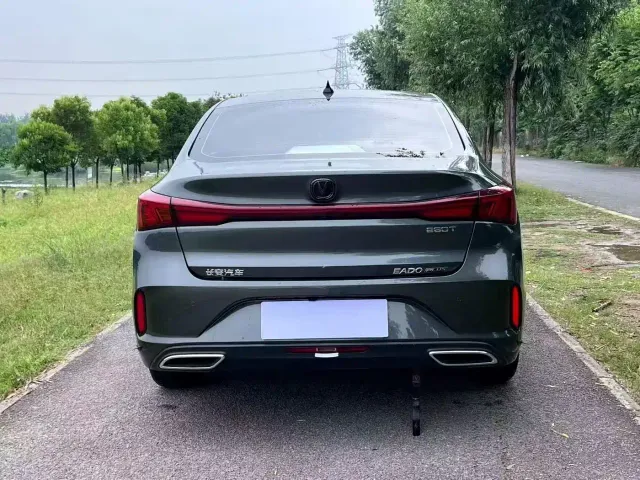 Changan Eado — Фото автомобиля 7