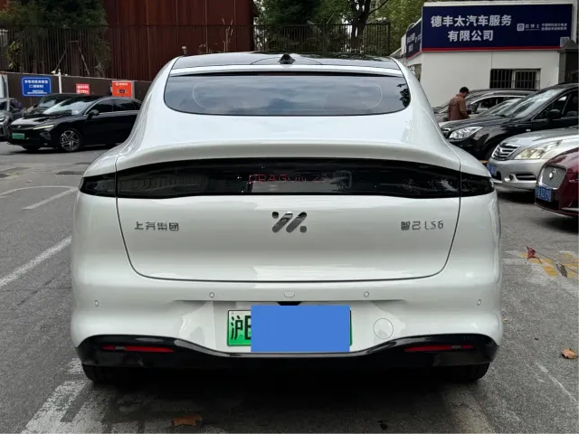 IM Motors LS6 — Фото автомобиля 4