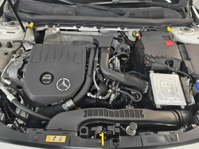 Mercedes-Benz A-Class — Фото автомобиля 10