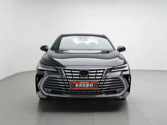 Toyota Avalon — Фото автомобиля 3