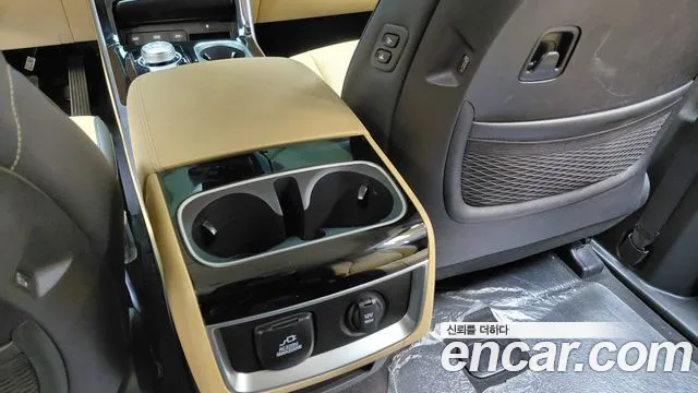 Kia Canival Carnival 4 поколение Бензин 9 мест Signature — Фото автомобиля 28