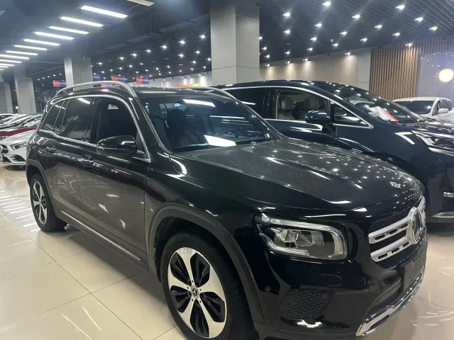 Mercedes-Benz GLB-Class — Фото автомобиля 3