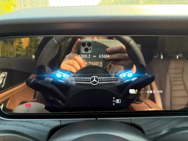 Mercedes-Benz E-Class — Фото автомобиля 10