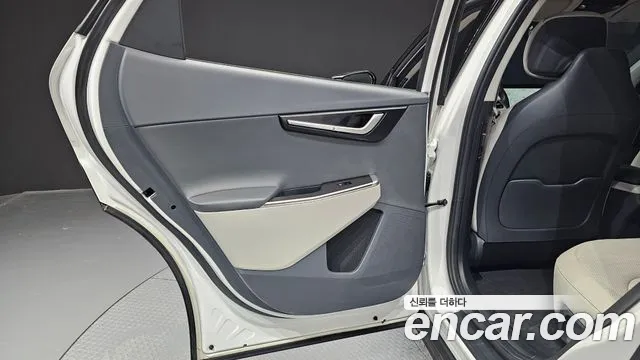Kia EV6 — Фото автомобиля 25