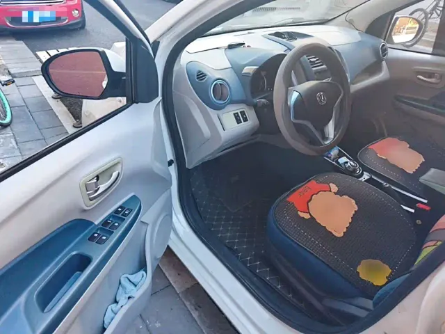 Changan Benben E-Star — Фото автомобиля 17
