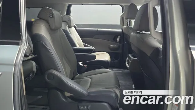Kia Carnival 4th Gen — Фото автомобиля 17