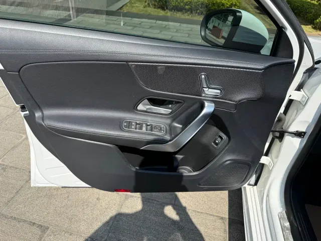 Mercedes-Benz A-Class — Фото автомобиля 17