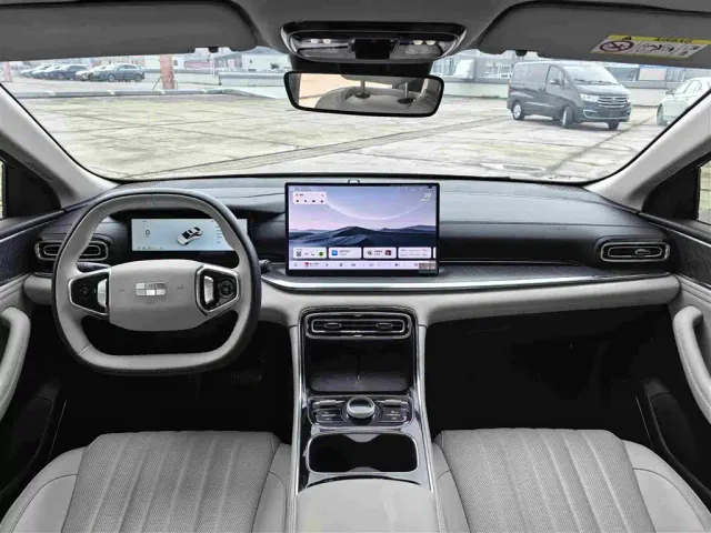 Geely Galaxy Stellar 6 — Фото автомобиля 12