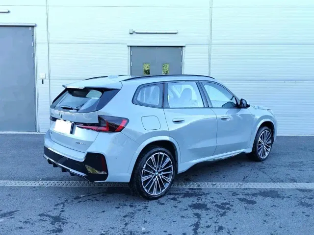 BMW X1 — Фото автомобиля 13