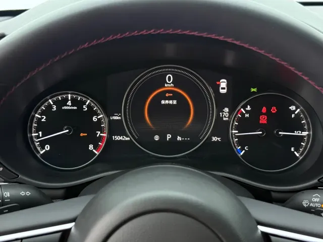 Mazda Axela — Фото автомобиля 19