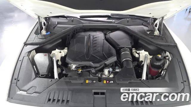 Genesis GV80 — Фото автомобиля 9