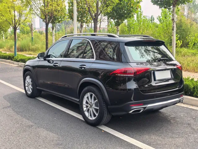 Mercedes-Benz GLE-Class — Фото автомобиля 19