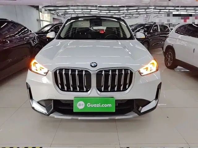 BMW X1 — Фото автомобиля 2