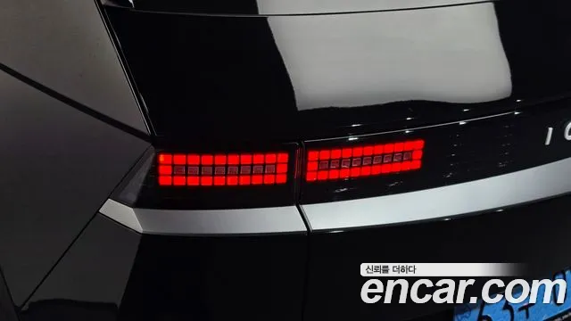 Hyundai Ioniq 5 — Фото автомобиля 8