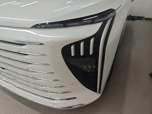 Forthing Xinghai V9 — Фото автомобиля 23